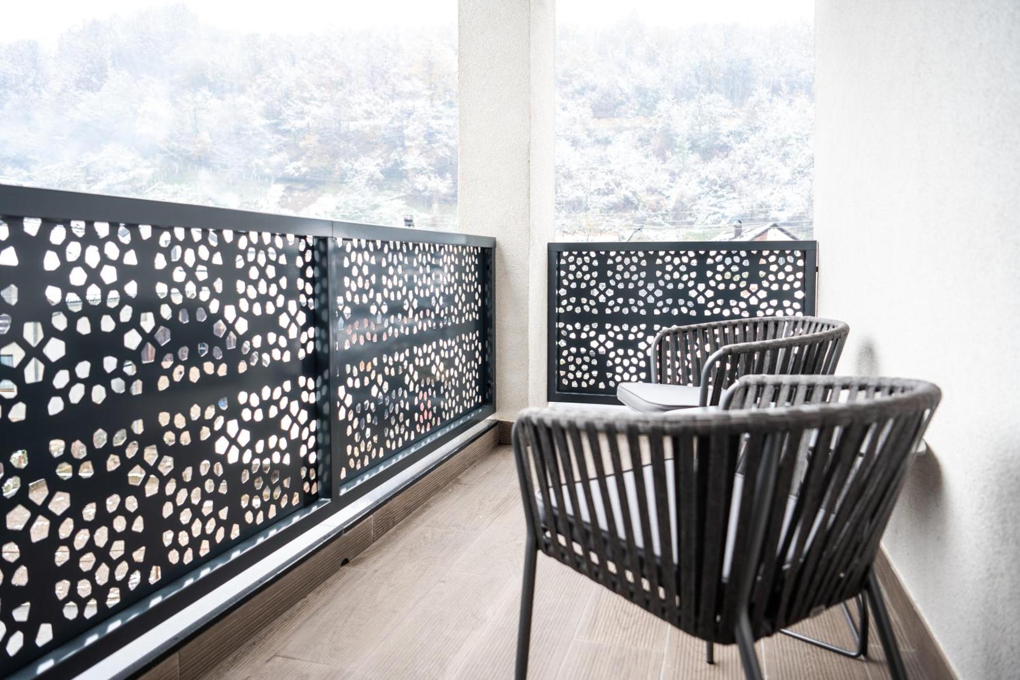 Hotel Adriale Kresevo Bagian luar foto