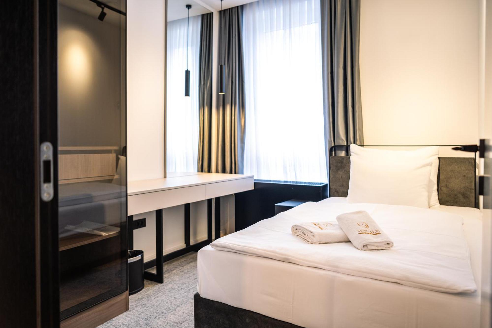 Hotel Adriale Kresevo Bagian luar foto